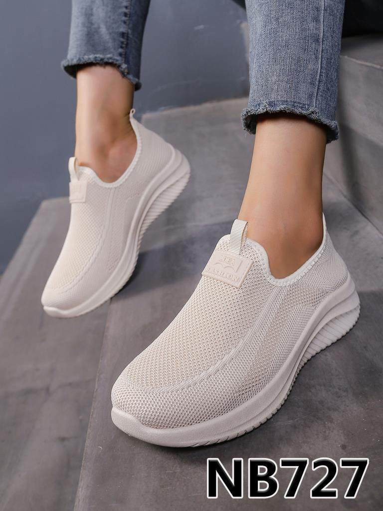 Buty sportowe damskie 36-41/ 12 par 1